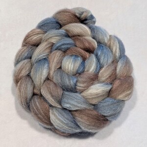 Mixed Blue Face Leicester (BFL)/Tussah Top - 85/15 - 4 Ounces - Hand Dyed - Roving - Spinning and Felting Fiber