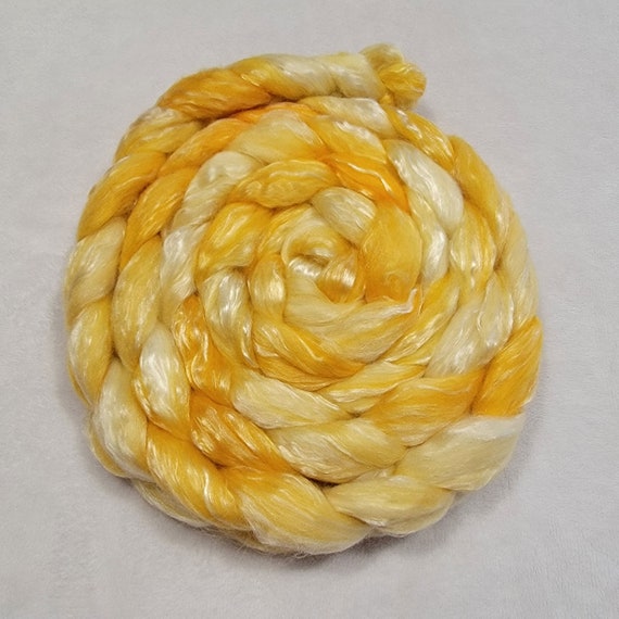 Merino/Tencel Roving 50/50-4 oz Top Spinning Fiber Merino/Tencel Roving 50/50-4 oz Top Spinning Fiber