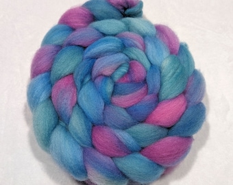 Hand Dyed BFL Top - 4 Ounces - felting fiber - spinning fiber - Roving