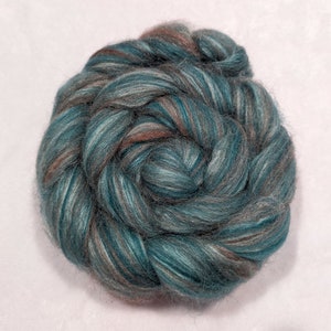 Seaswirl  - Shetland/Tussah Silk 80/20 - 100 grams/3.5 ounces - top - roving - spinning - fiber - felting