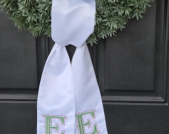 Ceinture couronne héritage - Ruban monogramme brodé personnalisé pour décoration de porche