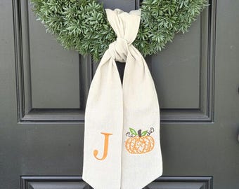 Ceinture personnalisée citrouille monogramme - Noeud de porte d'automne brodé, décoration d'automne pour porte d'entrée