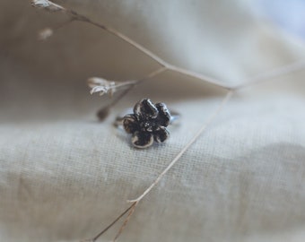 Floral Ring In Silver In Size 7.5, Flower Ring For Women, Rings For Women Dainty - Perfect Accessory For Your Girlfriend!