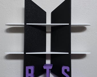 Expositor para figuras BTS TinyTAN. Soporte o montaje en pared.