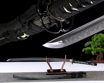 Handgefertigtes schwarzes Katana mit Holzmaserung - Klinge aus 1065 Manganstahl, Kunstobjekt für Sammler