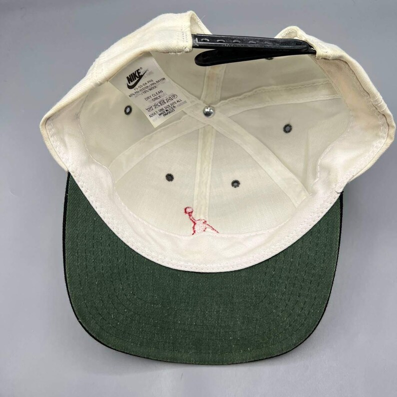 Gorra vintage Air Jordan 45 para hombre, color blanco y negro, con cierre a presión de Nike. imagen 5