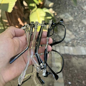 Vintage Eye Glasses Made For Women & Men, Fashion Look, High Quality Alloy Metal Frames