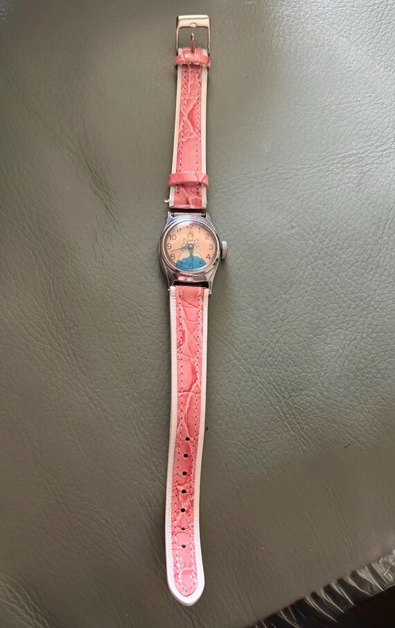 Vintage‎ Disney Cinderella Girls Wrist Watch Collectible Leather Strap Vintage Cinderella Collectible Watch | 1960s Mechanical  main image 3