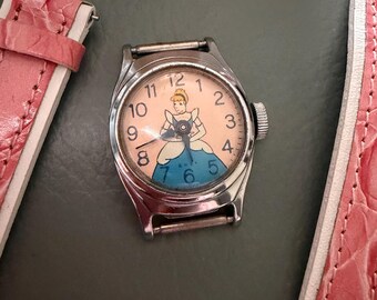SALE Vintage Cinderella Watch Walt Disney Watch Mechanical  display picture 1