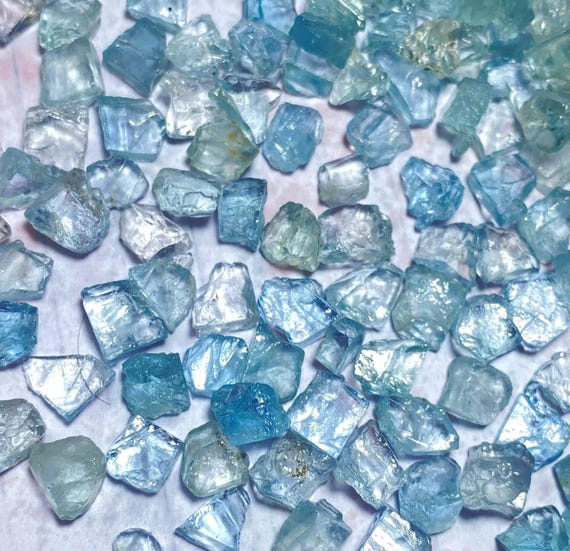 25 Pieces Natural Aquamarine Raw, Genuine Aquamarine Raw, Blue Aquamarine Rough Gemstone,Aquamarine Crystal For Jewelry Making.