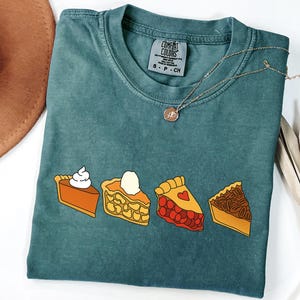 Comfort Colors® Thanksgiving Pie Shirt, Pie Lover Gift, Thanksgiving Dinner T-shirt, Retro Thankful Shirt, Apple Pie Shirt, Pumpkin Pie Tee