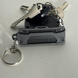 Charger keychain