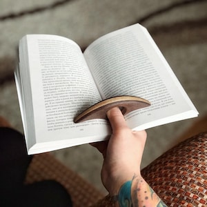 Handmade Walnut Thumb Book Page Holder: Reading Aid Ring
