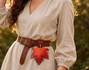 Medieval Leaf Belt Holder, Leather Ring Hanger, Renaissance Fair Belt Clip, Medieval LARP Accessory, Fantasy Cosplay Gear