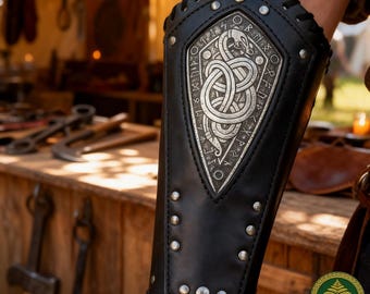 Medieval Leather Wrist Guards Viking, Renaissance fair, ren faire, faire outfit, LARP costume, live action roleplay, tabletop RPG outfit