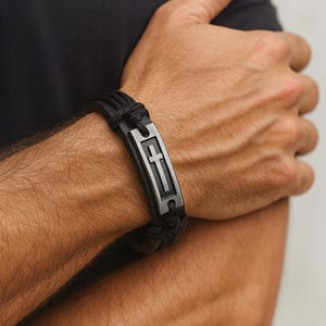 Leather Cross Bracelet for Men – Adjustable Faith Wristband, Christian Gift, Masculine Jewelry