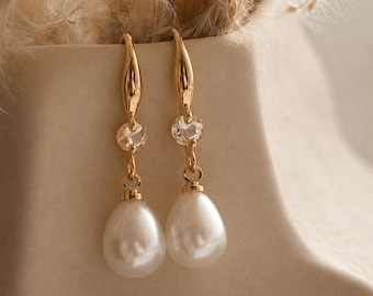 Gold Pearl Drop Earrings Bridal Wedding Dangles Maid of Honor Earrings Bridesmaid Gift Anniversary Gift for Her