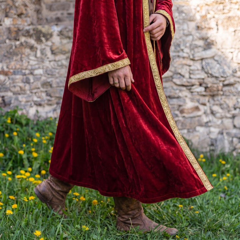 Red Medieval Velvet Cloak – Hooded Wizard Robe for Men - Etsy
