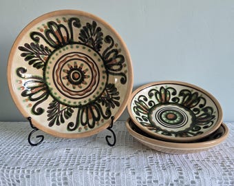 Vintage Romanian Hand-Painted Ceramic Plates: Folk Art Wall Decor, Set of 3