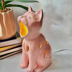 手作り陶器製猫ランプ：猫好きのための心地よいナイトライト - Etsy 日本