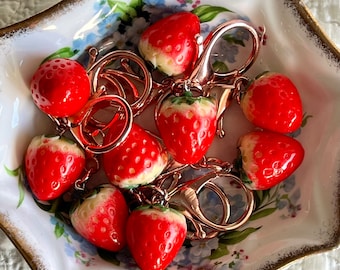 Strawberry Zipper Pull Keychain