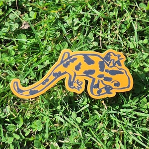 Salamander Vinyl Sticker, Matte Lizard Decal