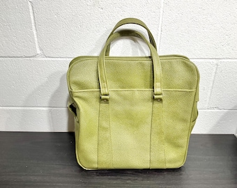Bolsa vintage de color verde oliva para bolas de bolos.