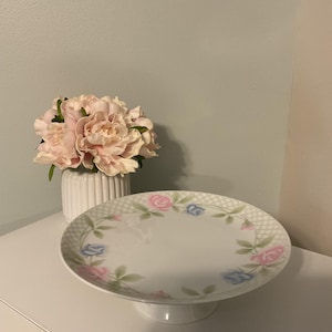 china rose cake stand
