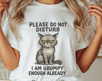 Camiseta "Por favor, no molestes" de Grumpy Cat, regalo sarcástico para amantes de los gatos, divertida camiseta de gato introvertido, camiseta con humor antisocial.