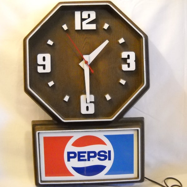 SALE.....Vintage Pepsi Wall Clock Advertising.....SALE