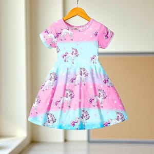 Robe licorne en dégradé de couleurs pour fille - Robe décontractée à manches courtes, confortable et respirante