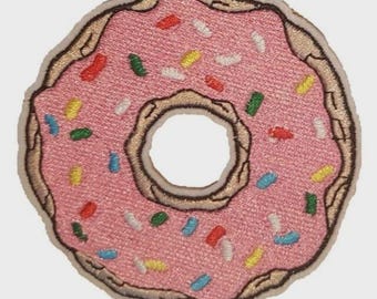 Adesivo termocolante de rosquinha rosa: emblema inspirado nos Simpsons