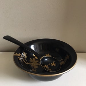 Vintage Japanese Black Lacquer Bowl and Spoon with stand / Gold Leaves Design