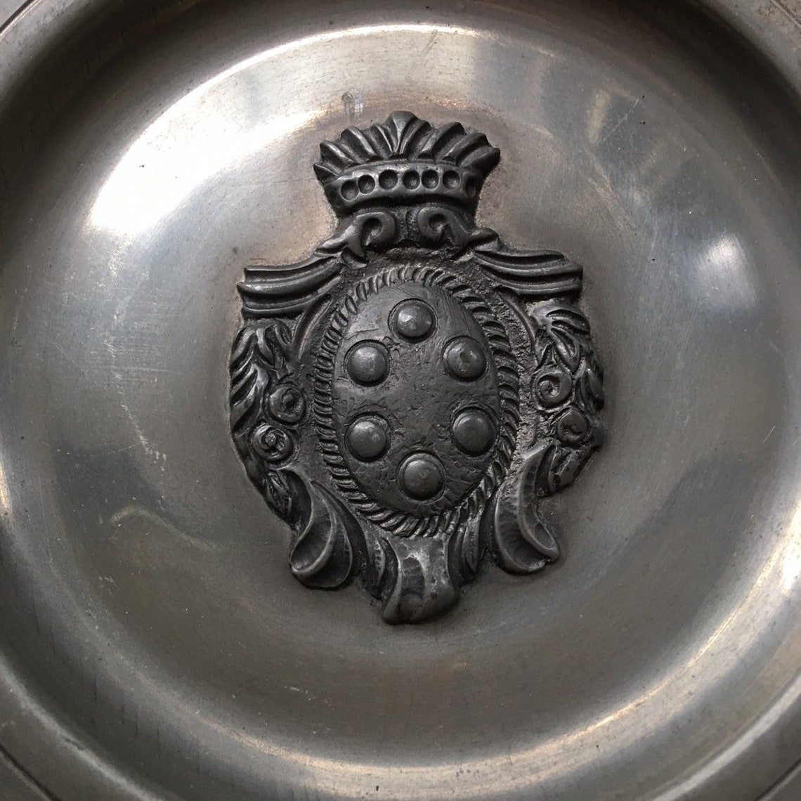 Vintage Italian Pewter Plate With Crest/coat of Arms / Etsy