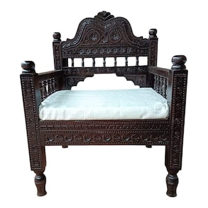 Hand Carved Mango Wood Chair: Indian Teak Traditional Design
