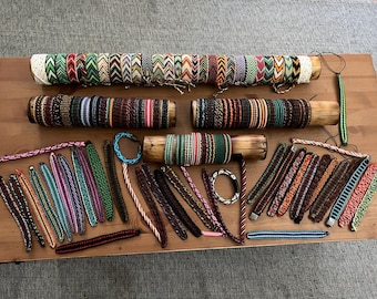 Geflochtene Armbänder