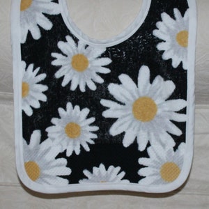 Daisy Baby Girl Bib with White Daisies on Black Terry Cloth with a White or Yellow Trim for Baby Girl Daisy Gift Baby Daisies Girl Nursery