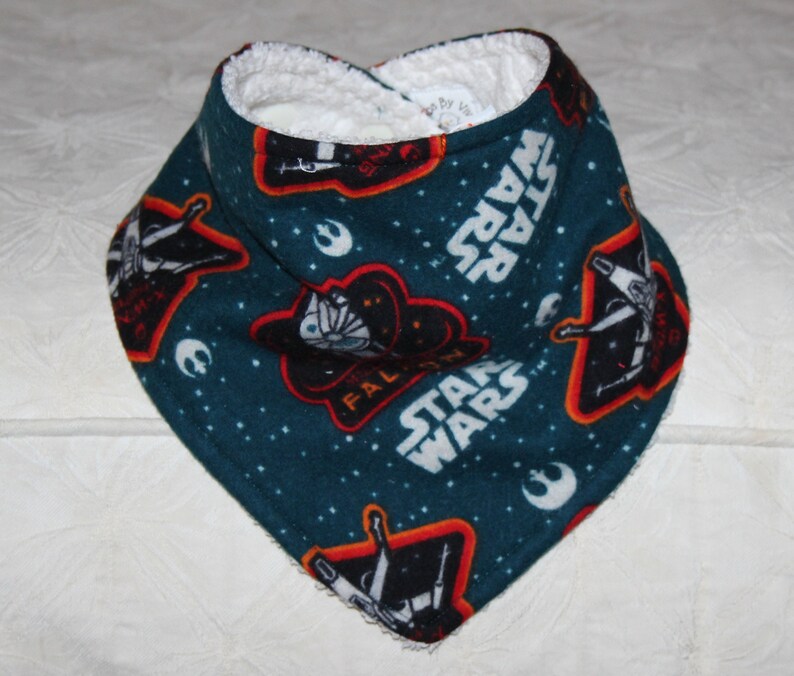 Star Wars Baby Drool Bandana Bib /& Star Wars Burp Cloth with Star Wars Flannel Terry Cloth Lining for Star Wars Baby Boy or Girl Star Wars