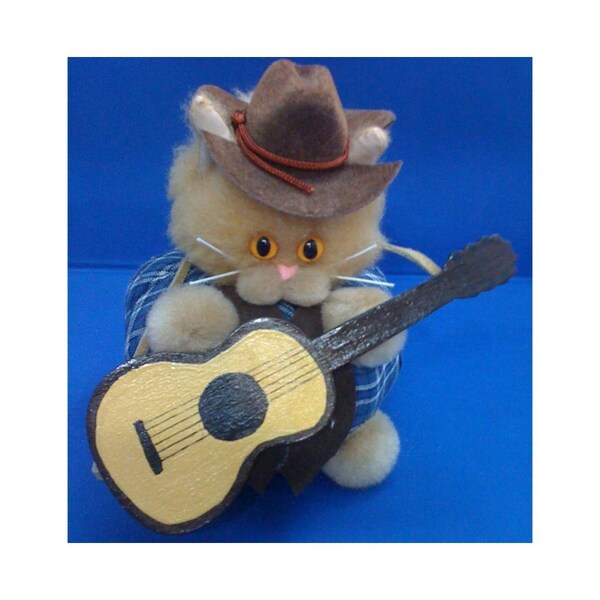 Tex Critter - Country Western Musician Cat Purrsonality - Fiber Art Collectible 14