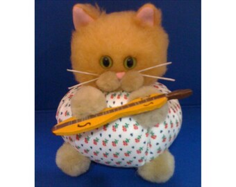 Dulcie Mae - Dulcimer Musician Cat Purrsonality - Fiber Art Collectible 160