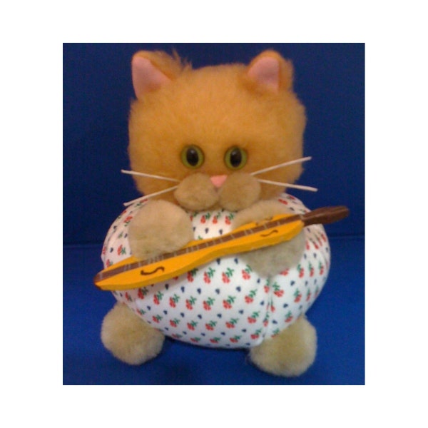 Dulcie Mae - Dulcimer Musician Cat Purrsonality - Fiber Art Collectible 160