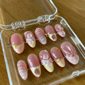 Pretty Fake Nails, Handmade Beach Fake Nails, Playful Beach Fake Nails, Cute Fake Nails with Flowers, Pink Floral Patterns for Cute Girls