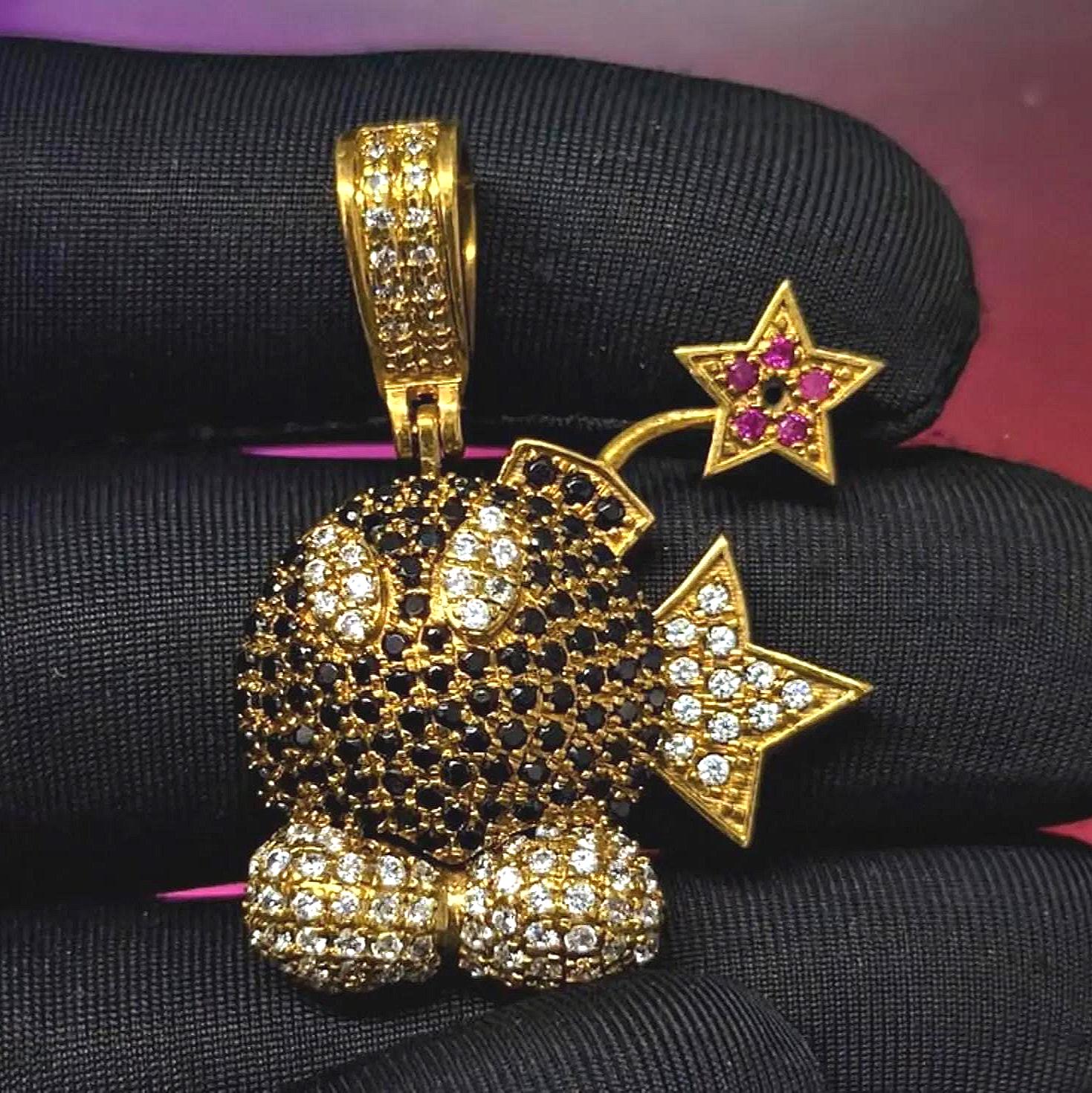 0.50 Karat Runder Moissanit 14K Vergoldet Kissen Form Cluster Anhänger Halskette