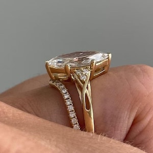 Marquise Diamond Engagement Ring Set, Unique Wedding Ring Set, Solid Gold Wedding Band, Custom Bridal Set, Promise Ring Set, Gift For Her