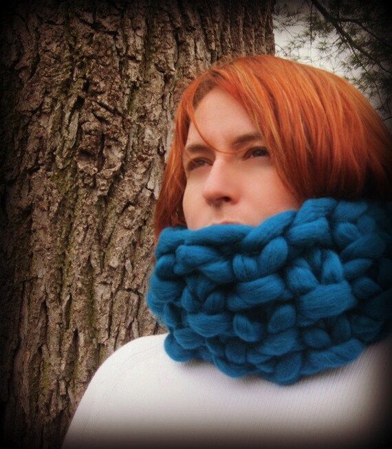 Items similar to Giant Knit Cowl : Super Luxurious Thick and Bulky Wool ...