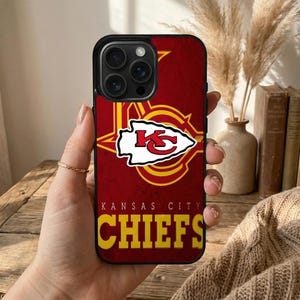 Rote Pfeilspitze Emblem Poster Hülle | Häuptlinge Fan Geschenk iPhone 17 16 15 14 13 Pro Max Plus Air Samsung Galaxy S25 S24 S23 S22 Ultra Edge FE