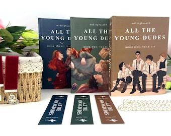 Ensemble de livres All The Young Dudes – Édition personnalisée à couverture rigide avec signets 007