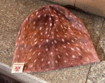 Gorro de punto elástico con estampado de ciervo, puesta de sol, cisne y estilo urbano.