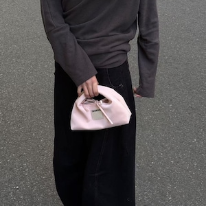 Mini bolso HOBO de cuero vegano de base biológica TENERA Noxtilia™ imagen 6