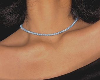 Gargantilla minimalista con cuentas turquesas · Estilo costero